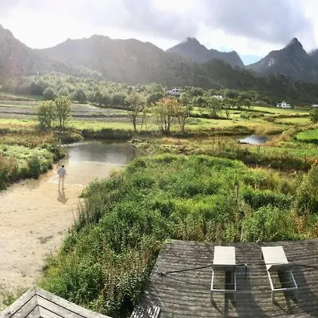 Lofoten Fjord Lodge Saupstad  Exterior photo