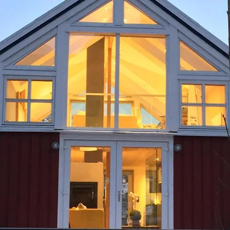Lofoten Fjord Lodge Saupstad  Exterior photo